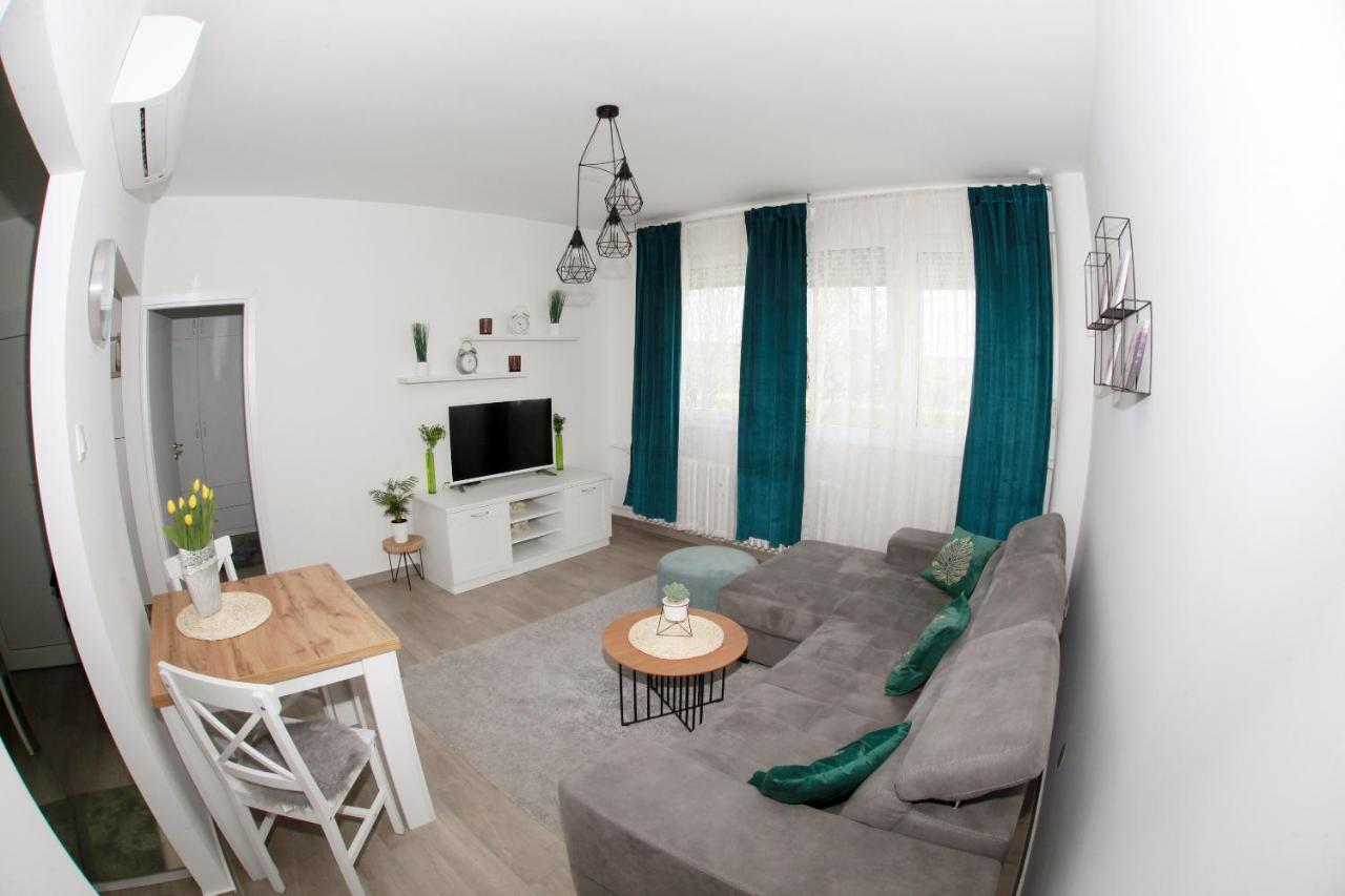 Apartman Lucija カルロヴァッツ エクステリア 写真