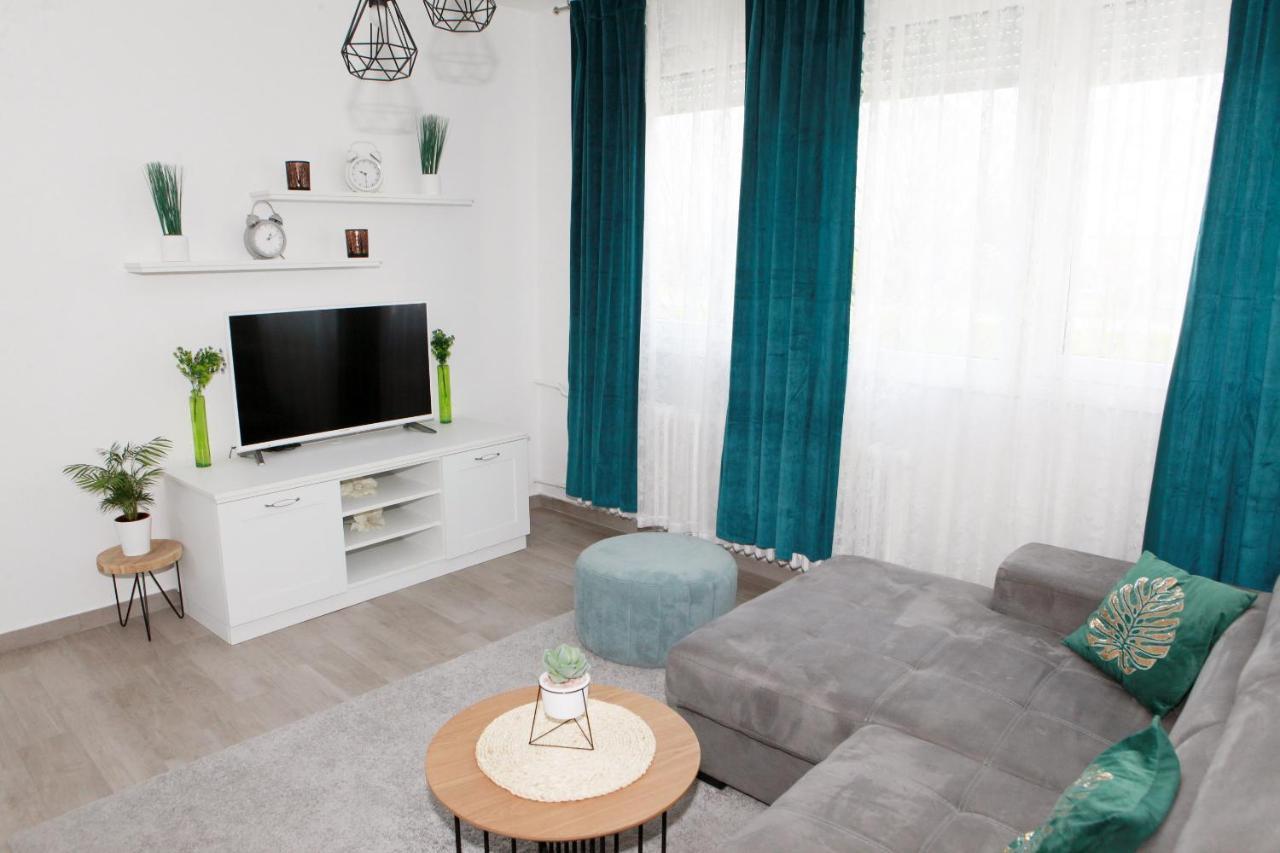 Apartman Lucija カルロヴァッツ エクステリア 写真